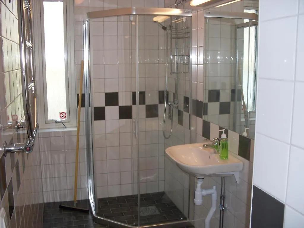 City Apartment Hotel Gothenburg 2*,